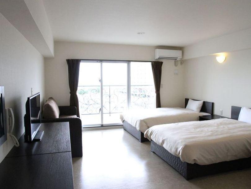 Condominium Hotel Monpa Chatan Exterior foto